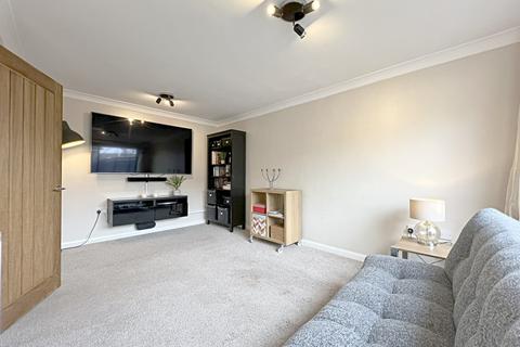 2 Mourne Close, Basingstoke, RG22 5BD