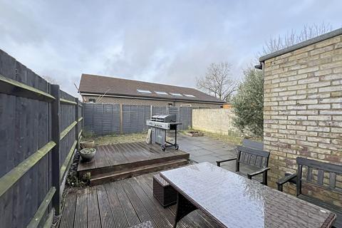 2 Mourne Close, Basingstoke, RG22 5BD