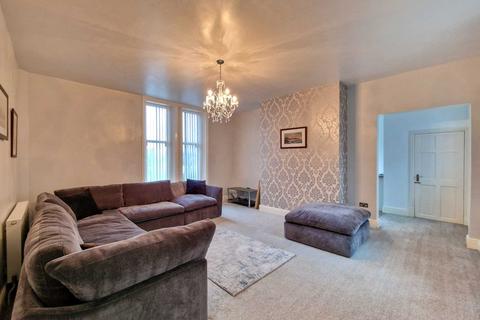 3 bedroom duplex to rent, Clifton Drive, Lytham St Annes