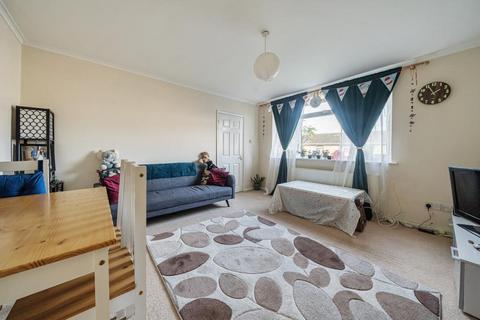 2 bedroom flat for sale, Chesham,  Buckinghamshire,  HP5