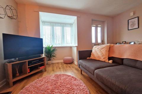 1 bedroom ground floor flat to rent, Chadwick Way, Hamble, Southampton, Hampshire. SO31 4FD