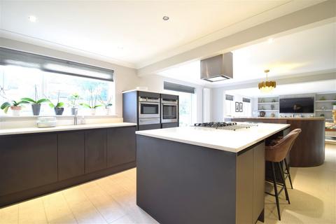 4 bedroom detached house for sale, Bluebell Grove, Cheadle