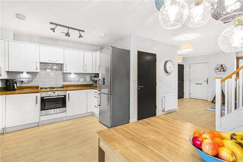 1d Rowan Road, London, SW16 5FQ