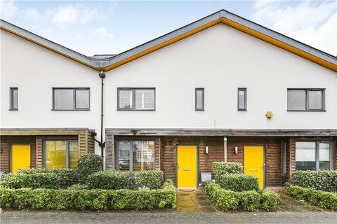 1d Rowan Road, London, SW16 5FQ