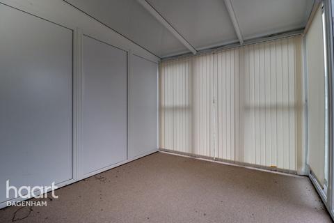 175 Rainham Road North, Dagenham, RM10 7EH