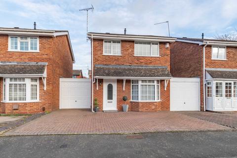 3 bedroom link detached house for sale, Hollyberry Close, Redditch, Worcestershire, B98