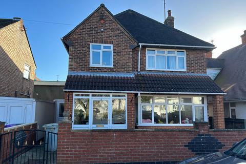 4 bedroom detached house for sale, Roseberry Avenue, Skegness, Lincolnshire, PE25 3HA