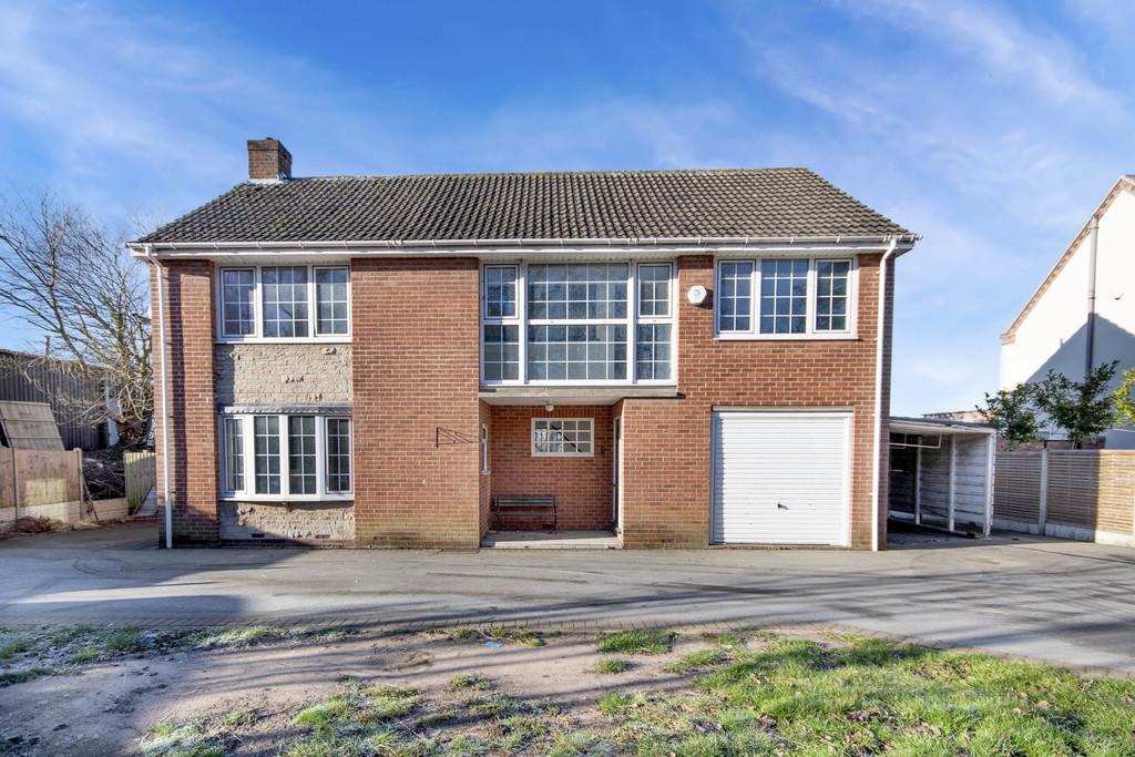 London Road, Retford 4 bed detached house for sale £410,000
