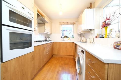 12 Stapleton Road, Orpington, BR6 9TN
