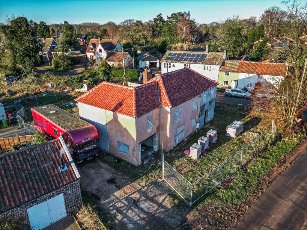 Thompson 3 bed detached house for sale £275,000