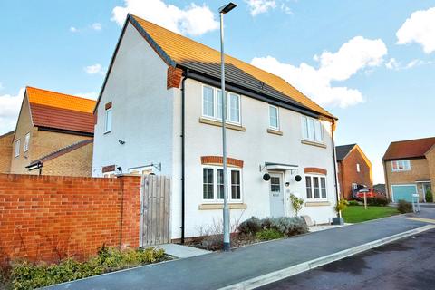 3 bedroom detached house for sale, Hazelnut Way, Louth LN11 7BZ
