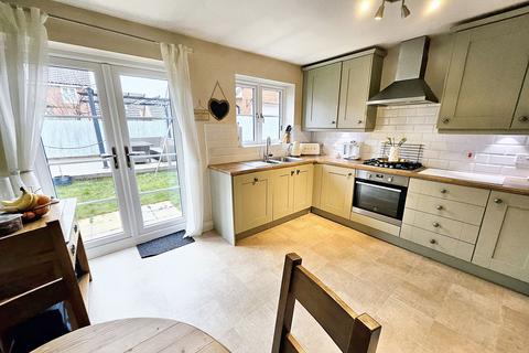 47 Barons Crescent, Trowbridge, BA14 7FU