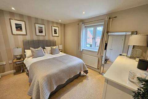 47 Barons Crescent, Trowbridge, BA14 7FU