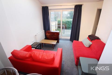 47 Kitchener Road, Southampton, SO17 3SF