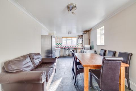 5 bedroom terraced house for sale, Tournay Road, London