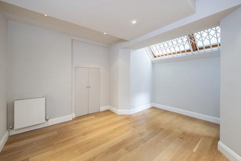 1 bedroom flat to rent, Rosslyn Hill, Hampstead, London