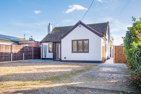 3 bedroom detached bungalow for sale, Straight Road, Colchester CO4