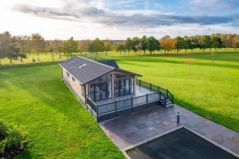 3 bedroom mobile home for sale, Brett Vale Golf Club, Ipswich IP7