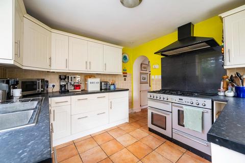 4 bedroom end of terrace house for sale, High Street, Ipswich IP7