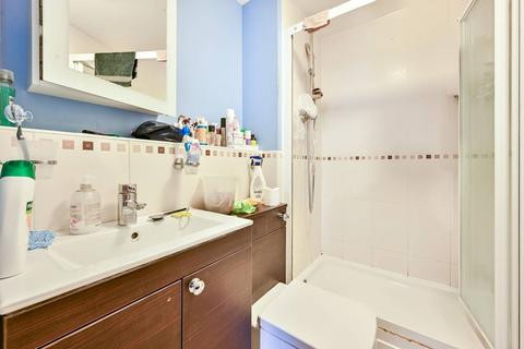 128 Maltings Close, London, E3 3TD