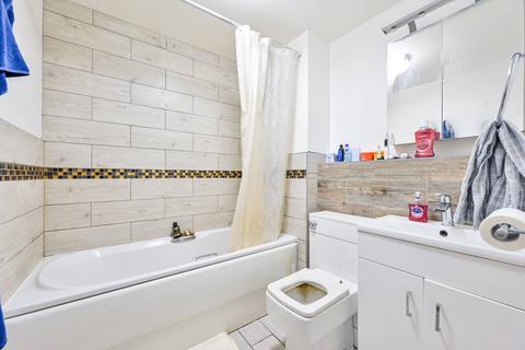 128 Maltings Close, London, E3 3TD