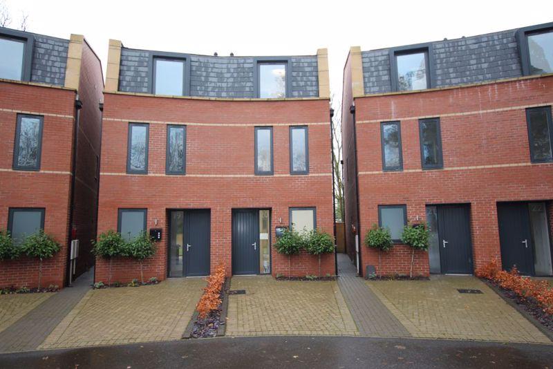 Welholme Avenue, Grimsby DN32 4 bed semidetached house to rent £