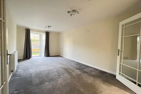 undefined, 12 De Clare Lodge, Cowbridge, The Vale of Glamorgan CF71 7FR