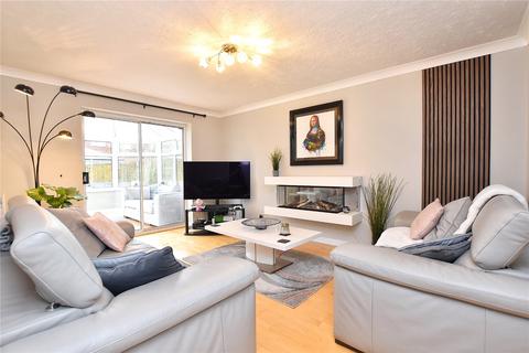 3 bedroom detached house for sale, Richmond Close, Burnedge, Rochdale, Greater Manchester, OL16