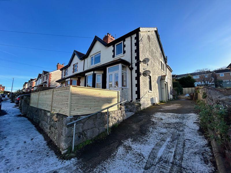Dinerth Road, Rhos on Sea 3 bed apartment for sale £199,950
