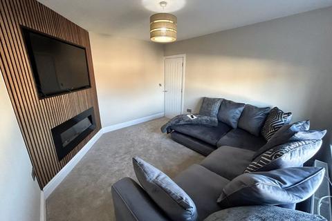 3 bedroom apartment for sale, Dinerth Road, Rhos on Sea