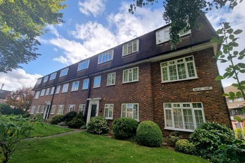 2 bedroom ground floor flat for sale, Dallas Road, Sutton