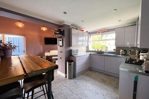 65 Beggars Lane, Leek, ST13 8HP