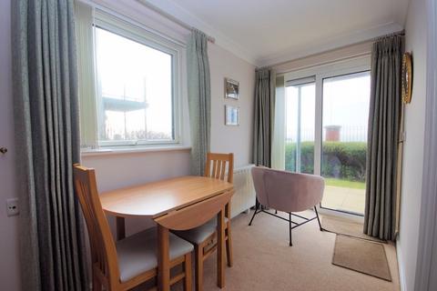 1 bedroom retirement property for sale, Anchorage Court, Lee-On-The-Solent, PO13