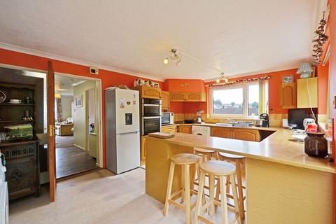 13 Trevithick Close, Truro, TR1 1RZ