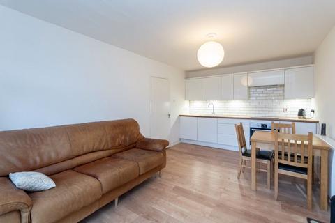 2 bedroom apartment for sale - Westmoreland Drive, Sutton, SM2
