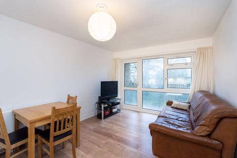 2 bedroom apartment for sale, Westmoreland Drive, Sutton, SM2