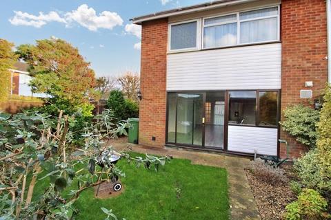 6 Ashtree Walk, Hazlemere, High Wycombe, HP15 7TG