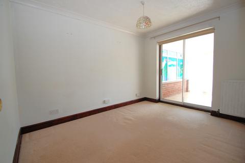 74 Chapel Road, Tiptree, Colchester, CO5 0HP