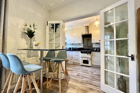 Flat 2, Haydon Gardens, 2 Haydon Road, Poole, BH13 6JB