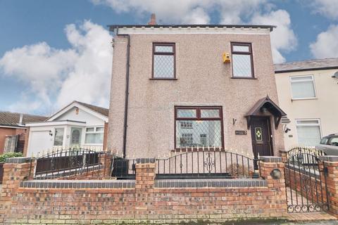 3 bedroom end of terrace house for sale, Vicars Hall Lane, Manchester M28