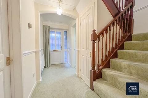 54 Baskeyfield Close, Lichfield, WS14 9YT