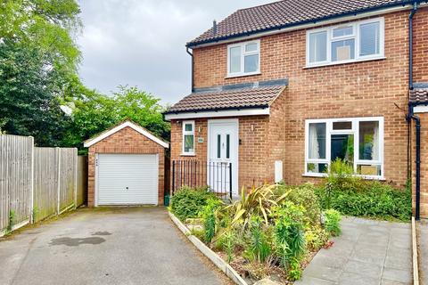 undefined, Middlemoor Road, Camberley GU16