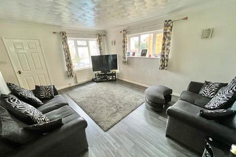 3 bedroom semi-detached house for sale, Hadleigh Gardens, Camberley GU16