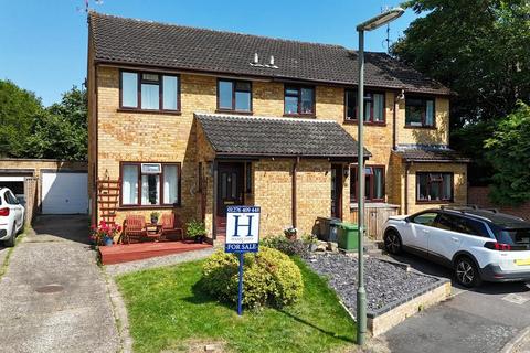 3 bedroom semi-detached house for sale, Hadleigh Gardens, Camberley GU16