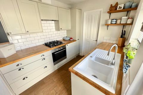 14 Guildford Road, Frimley Green, Camberley, GU16 6NP