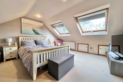 14 Broadlands, Frimley, Camberley, GU16 8YX