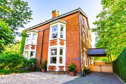 110 Tuffley Avenue, Gloucester, GL1 5NS