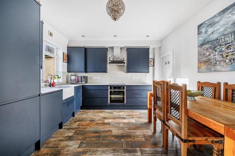 17 Nightingale Road, London, W7 1DG