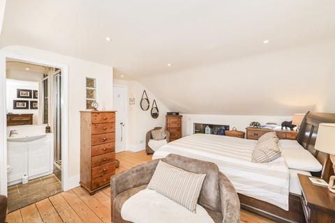 34 Meynell Road, London, E9 7AP