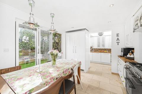 34 Meynell Road, London, E9 7AP